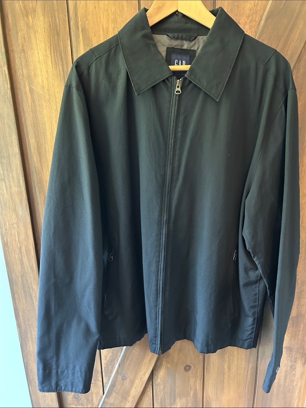 GAP Men's Black Lightweight Zip-Front Shirt Jacket